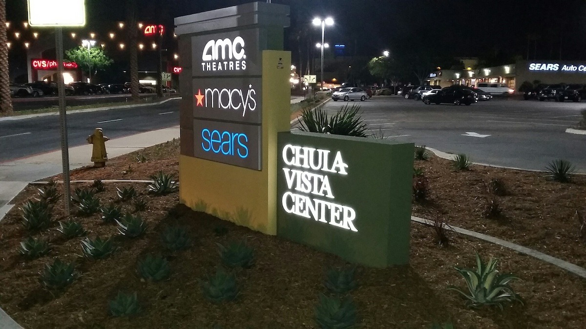 Monument Sign for Shopping Centers