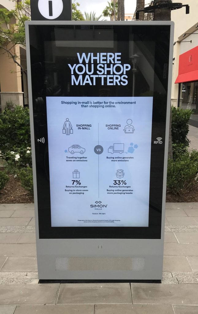 Fashion Valley Mall Digital Displays