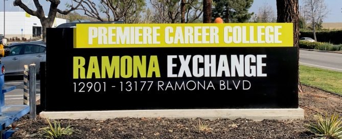 Monument signage for business