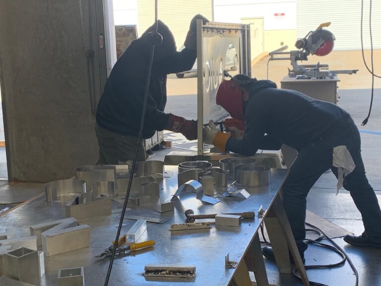 JOB DESCRIPTION Production Technician Sign Maker