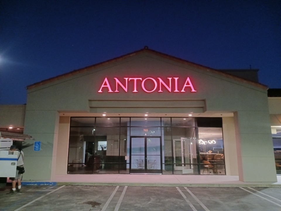 Antonia Italian Restaurant Laguna Niguel Sign