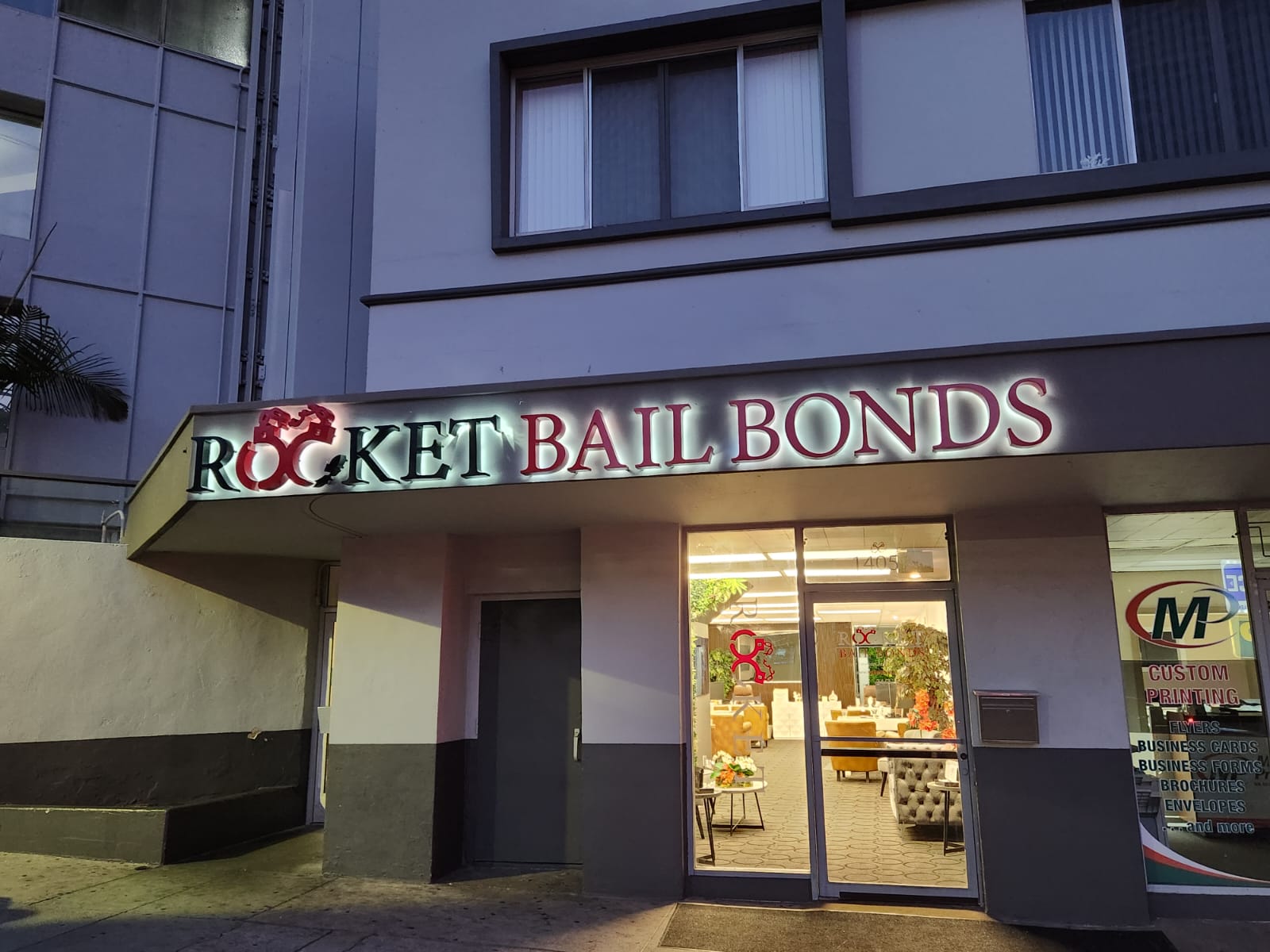 channel Letters Rocket Bail Bond at night